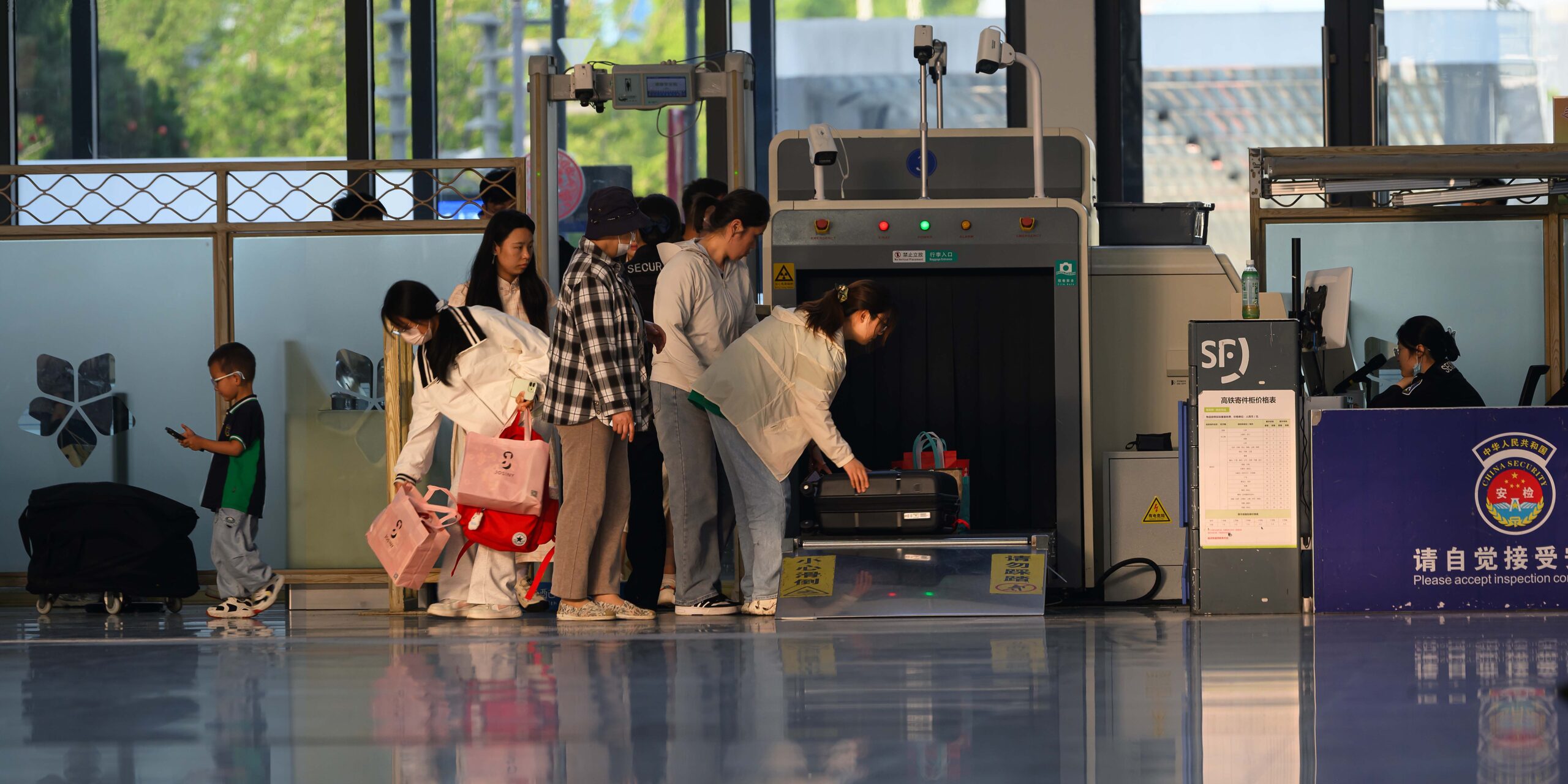 Contrôle de sûreté à l’aéroport : ce que vous pouvez vraiment emporter en cabine