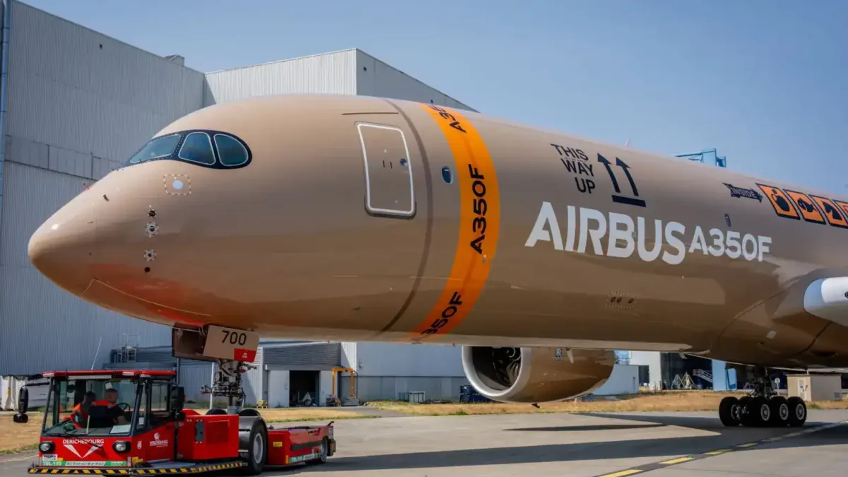 إيرباص A350F تنجح في رحلتها الأولى وتبدأ الاختبارات