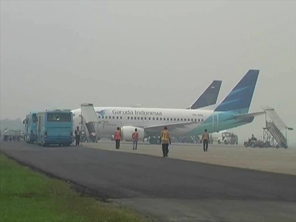 Indonésie : la fumée paralyse toujours Pontianak, 73 vols affectés à Supadio