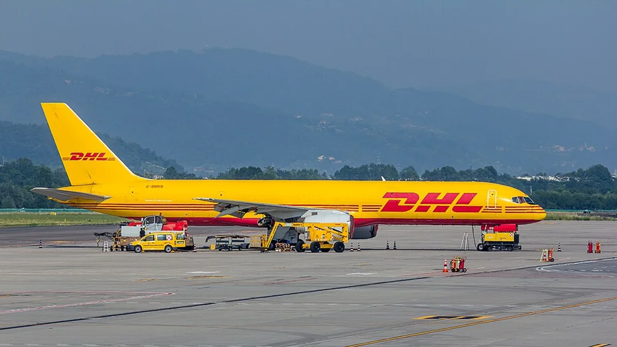 بوينغ 757-200SF للشحن التابعة لـ DHL