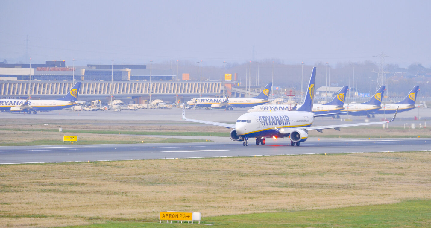 Charleroi : 44 vols annulés dès la première nuit de grève, plus de 7 000 passagers touchés