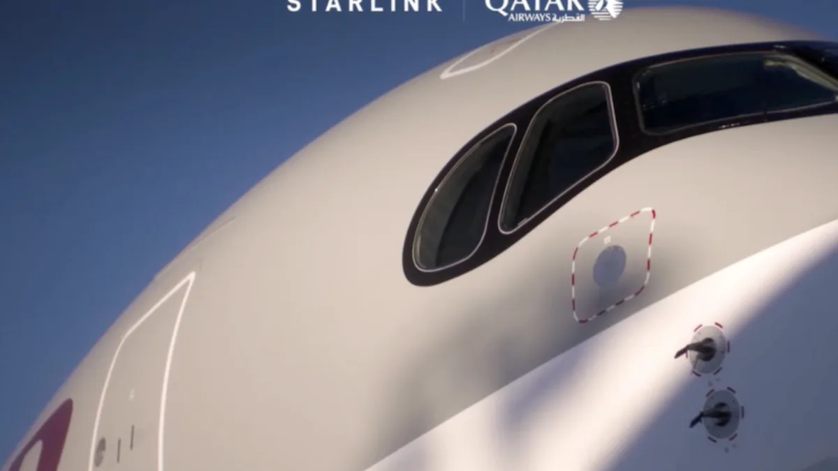 الخطوط الجوية القطرية توسع Starlink على أسطولها بعيد المدى