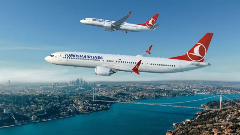 Boeing 737 MAX aux couleurs de Turkish Airlines, illustration officielle Boeing