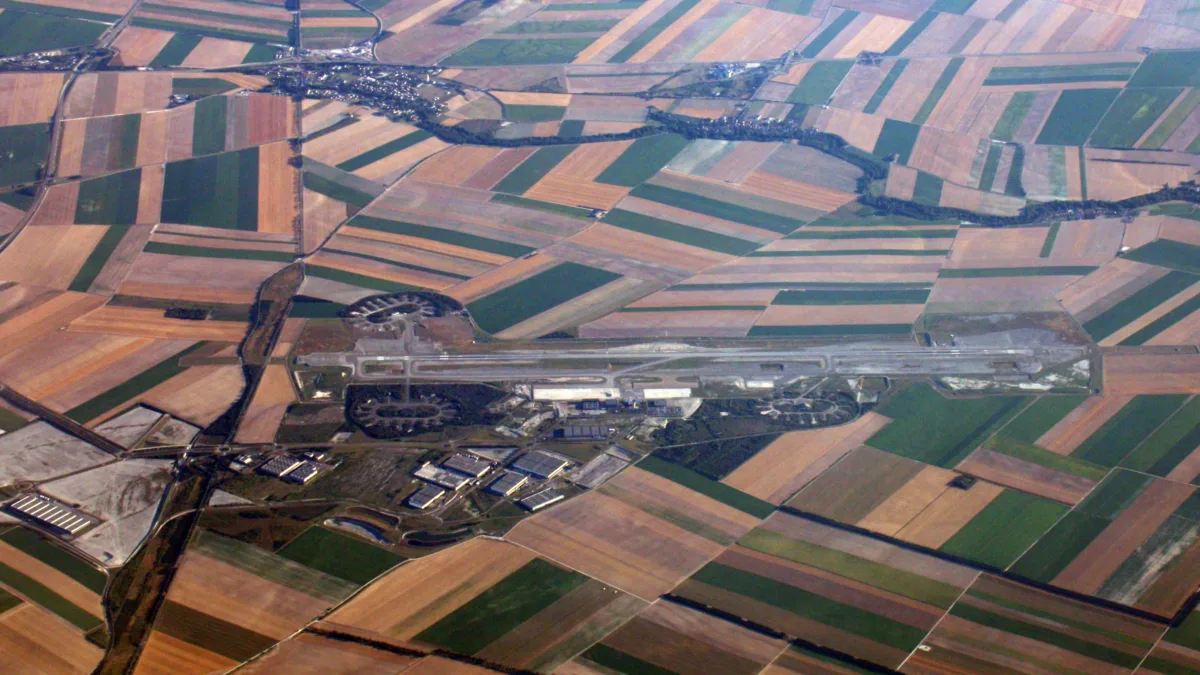 Les avions cargo chinois désertent Vatry : comment une taxe a fait fuir le fret aérien