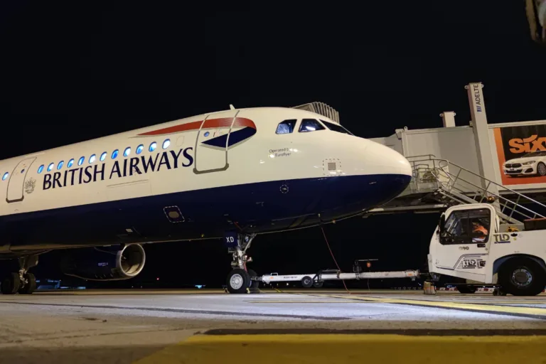 Airbus A321 British Airways immatriculé G-EUXD photographié en 2024 — photo d’archives
