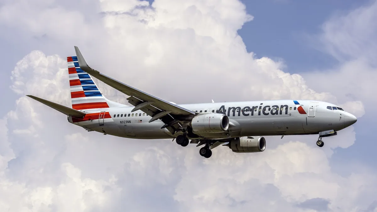 American Airlines mise sur Starlink : plus de 1 000 avions bientôt connectés à Internet
