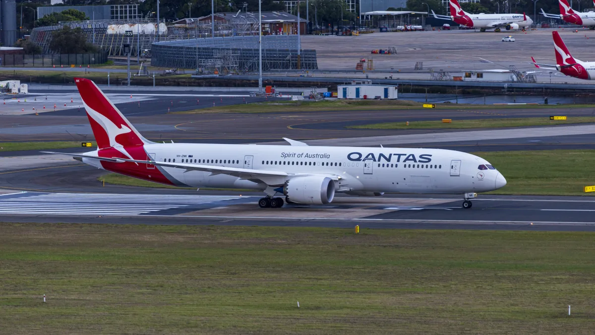 Punaises de lit à bord : Qantas immobilise un Boeing 787 après un vol de 17 heures