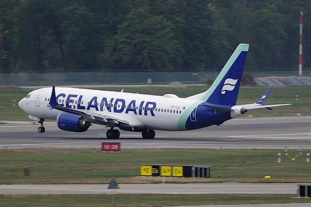 Icelandair Boeing 737 MAX TF-ICL taking off from Zurich Airport in October 2026