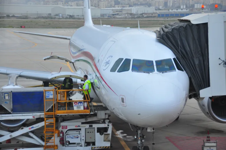 Middle East Airlines Airbus A320 at Beirut airport, archive