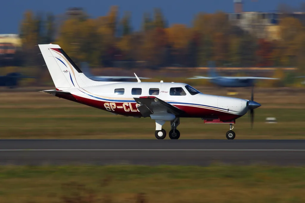 Piper PA-46-350P Malibu Mirage au sol, photographie générique, non liée à l’accident du Wisconsin