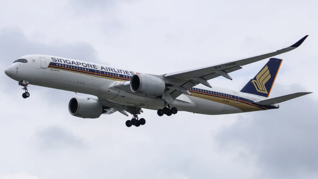 Airbus A350-900 de Singapore Airlines 9V-SHE à Singapour-Changi, janvier 2026.
