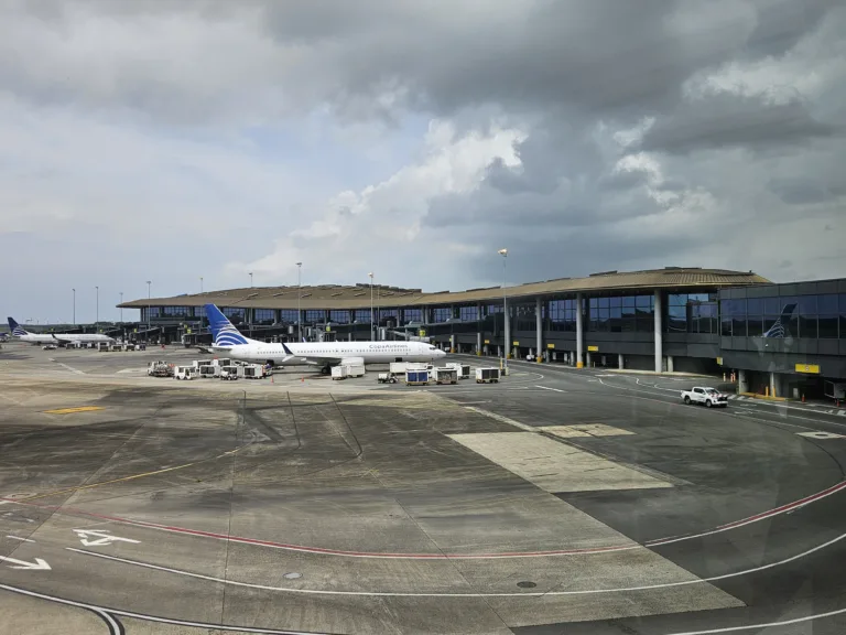 Vue aérienne de l'aéroport international de Tocumen au Panama, photographié en 2025